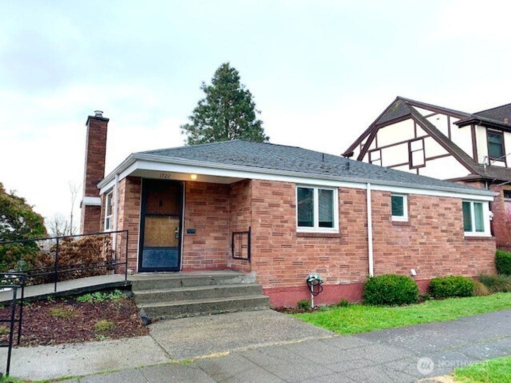 Photo of 1722 4th Avenue N, Seattle, WA 98109 (MLS # 2416780)