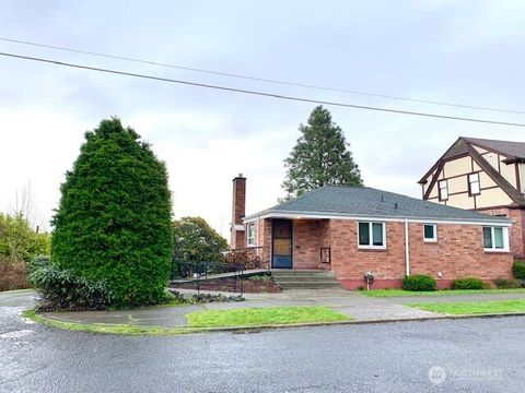 1722 4th Avenue N Seattle WA 98109
