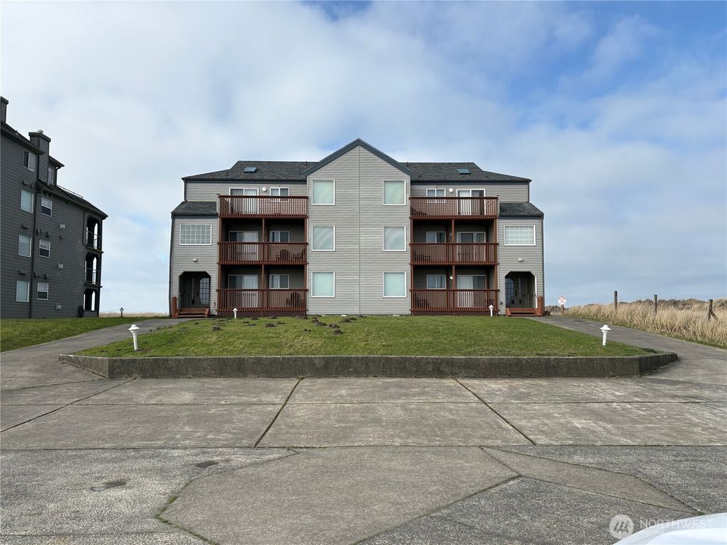 Photo of 1399 Ocean Shores Boulevard SW #1N-J, Ocean Shores, WA 98569 (MLS # 2481693)