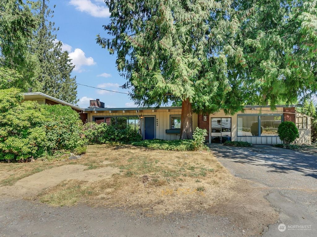 Photo of 5625 213th Street SW, Mountlake Terrace, WA 98043 (MLS # 2140416)
