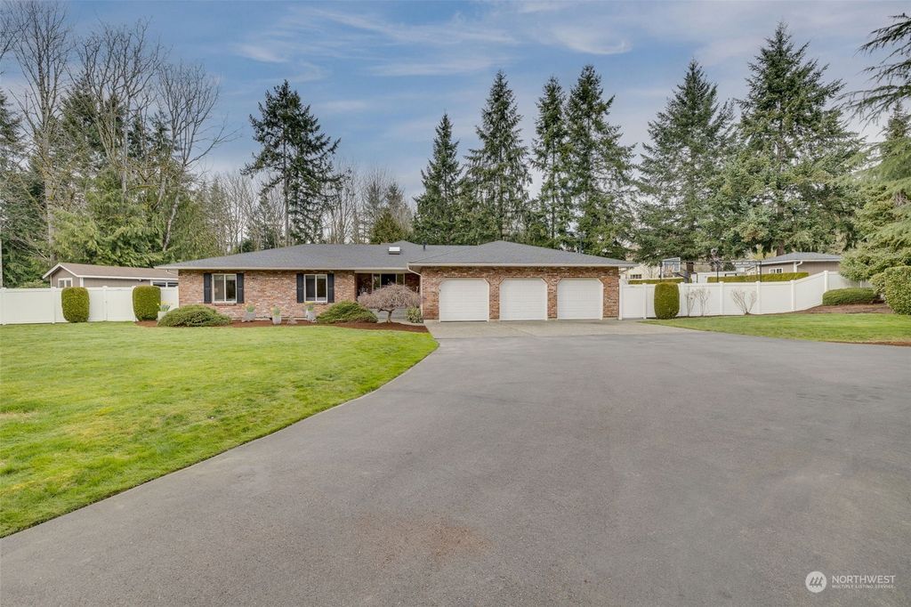 Photo of 17790 NE 134th Place, Redmond, WA 98052 (MLS # 2196587)