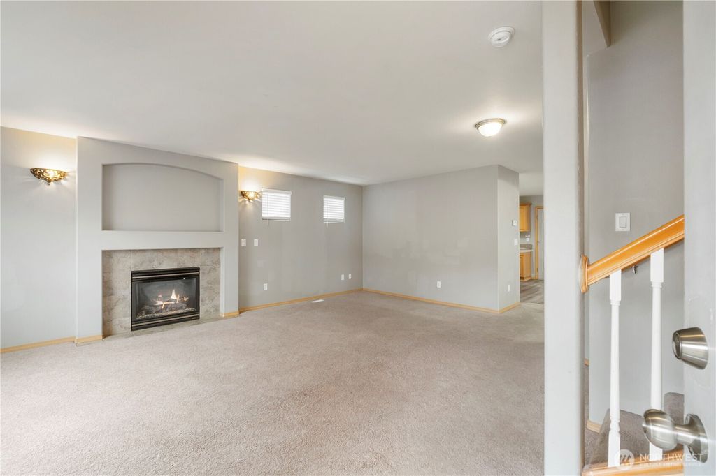 Photo of 18114 97th Avenue E, Puyallup, WA 98375 (MLS # 2493308)