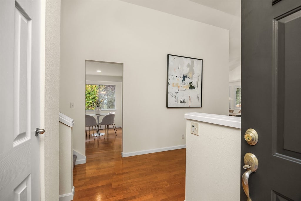 Photo of 11915 80th Place NE, Kirkland, WA 98034 (MLS # 2598471)