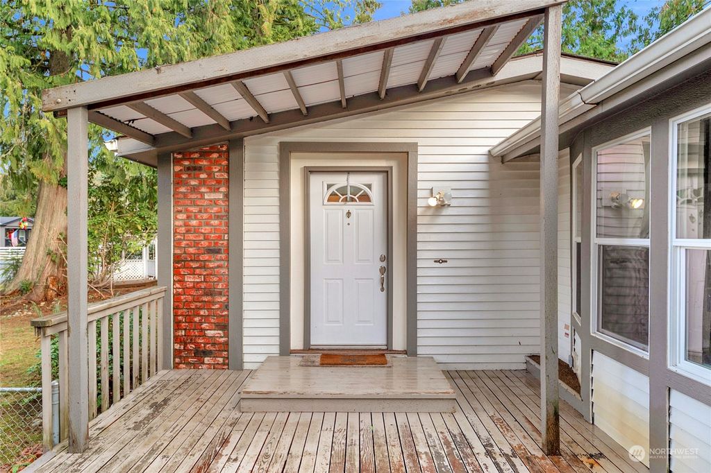 Photo of 20726 N loop view Drive, Granite Falls, WA 98252 (MLS # 2021318)