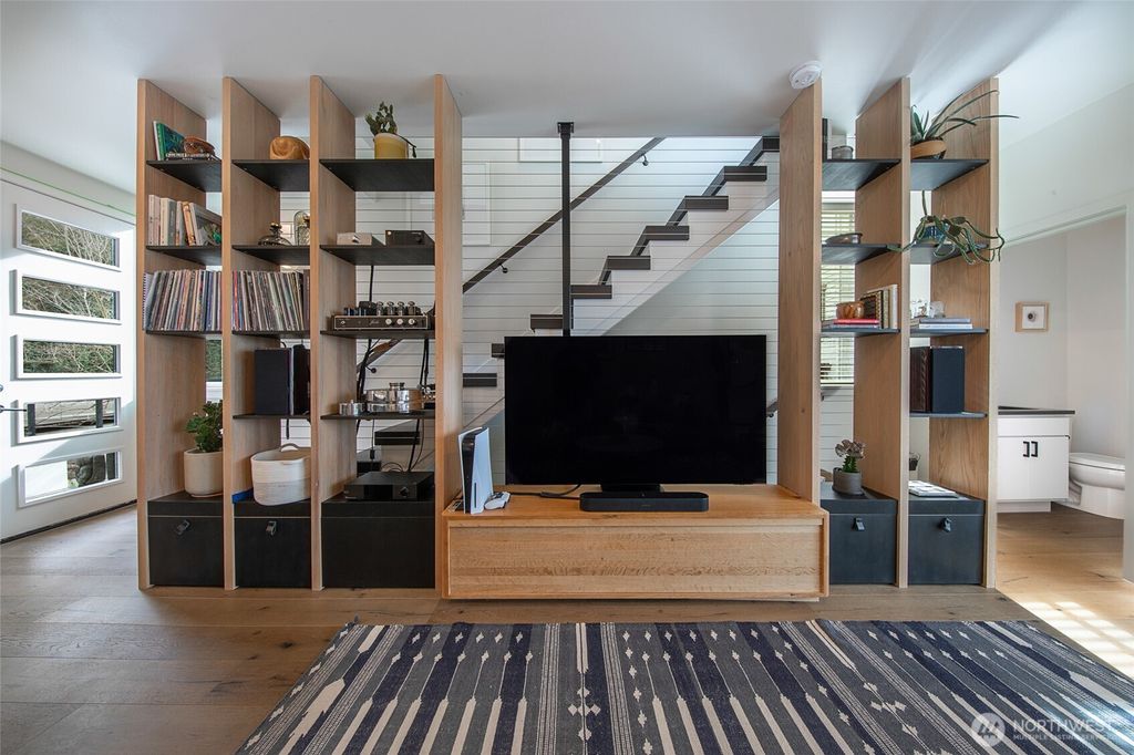 Photo of 5419 Baker Avenue NW, Seattle, WA 98107 (MLS # 2336261)