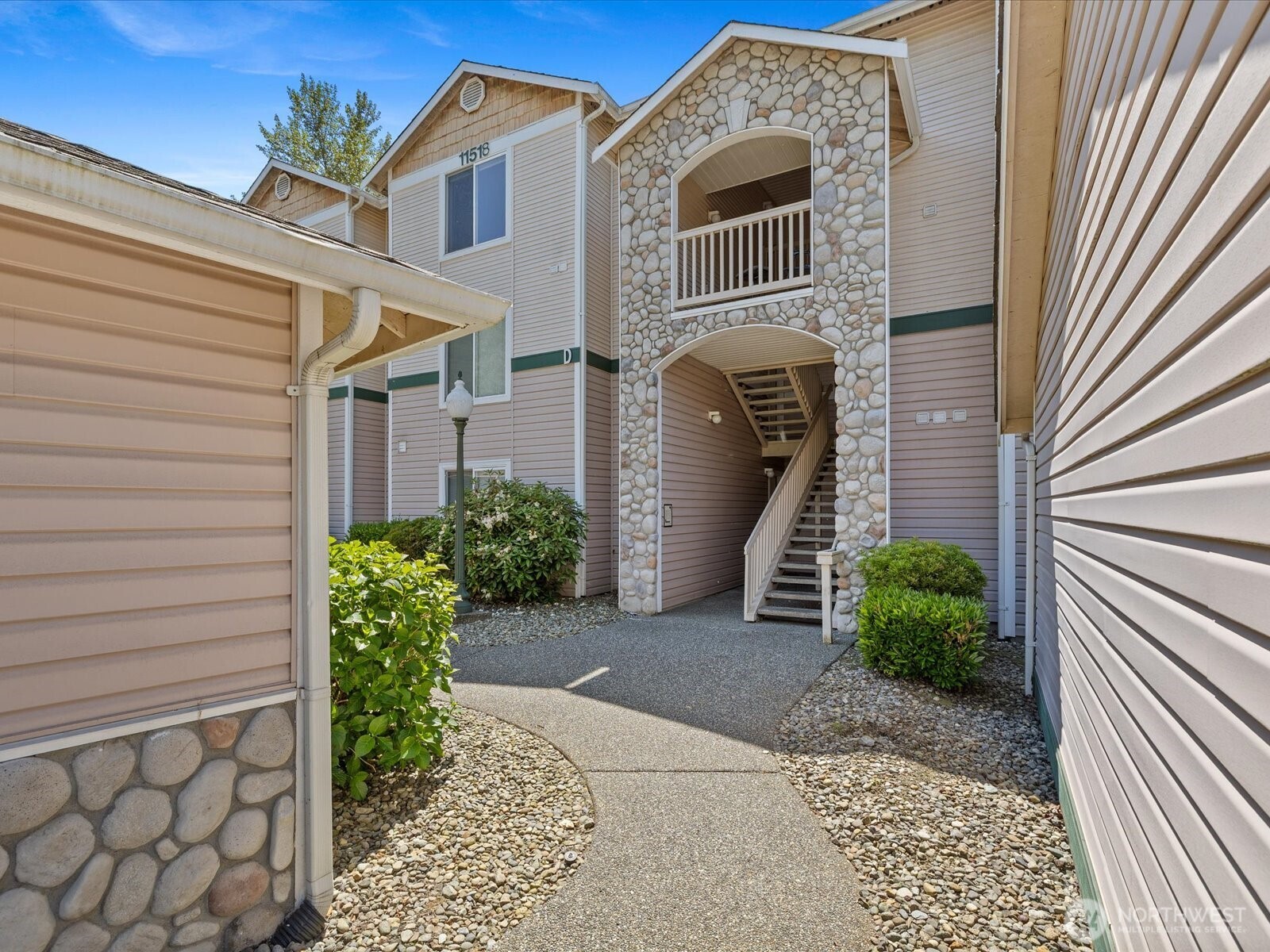 11518 12th Avenue W D304