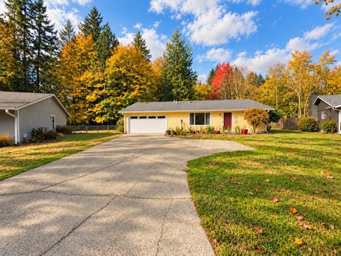 Photo of 3810 Oriental Drive NE, Olympia, WA 98506 (MLS # 2597759)