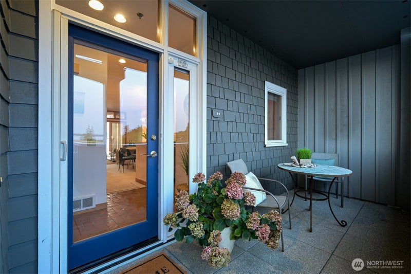 9499 Semiahmoo Parkway B-8