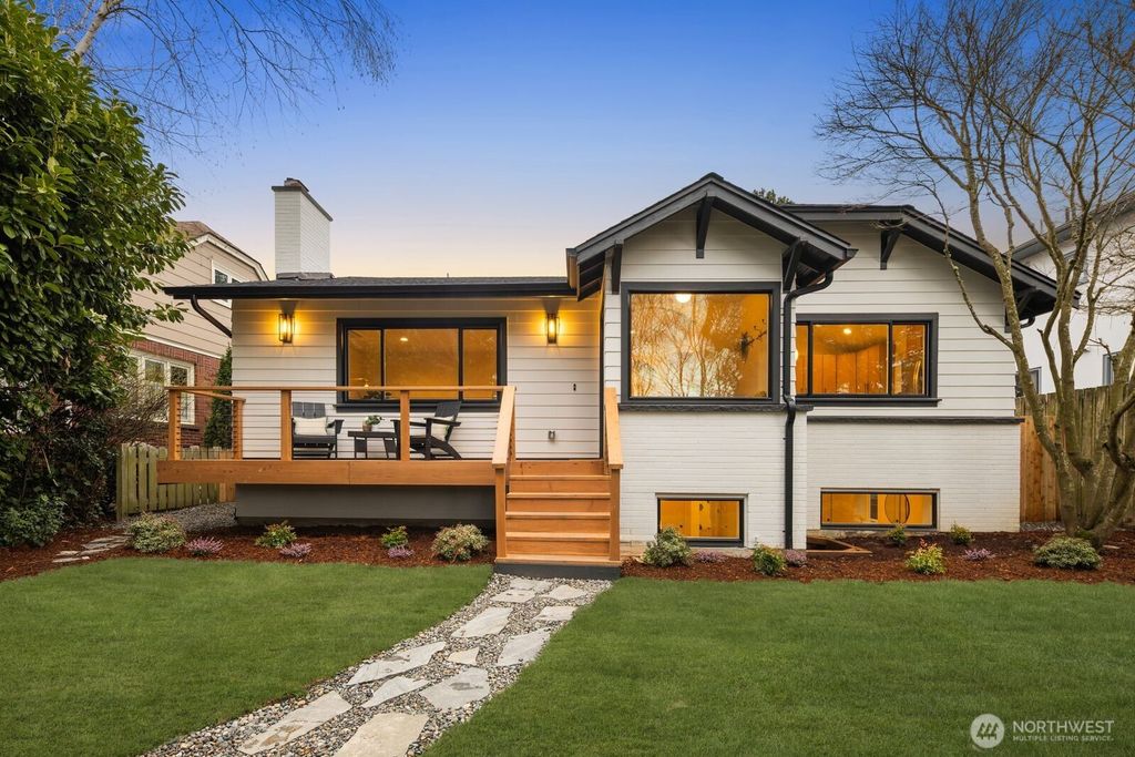 Photo of 2314 46th Avenue SW, Seattle, WA 98116 (MLS # 2477902)