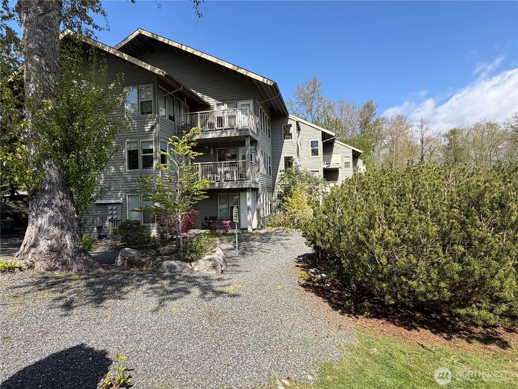 Photo of 3700 Alabama Street #118, Bellingham, WA 98229 (MLS # 2513286)