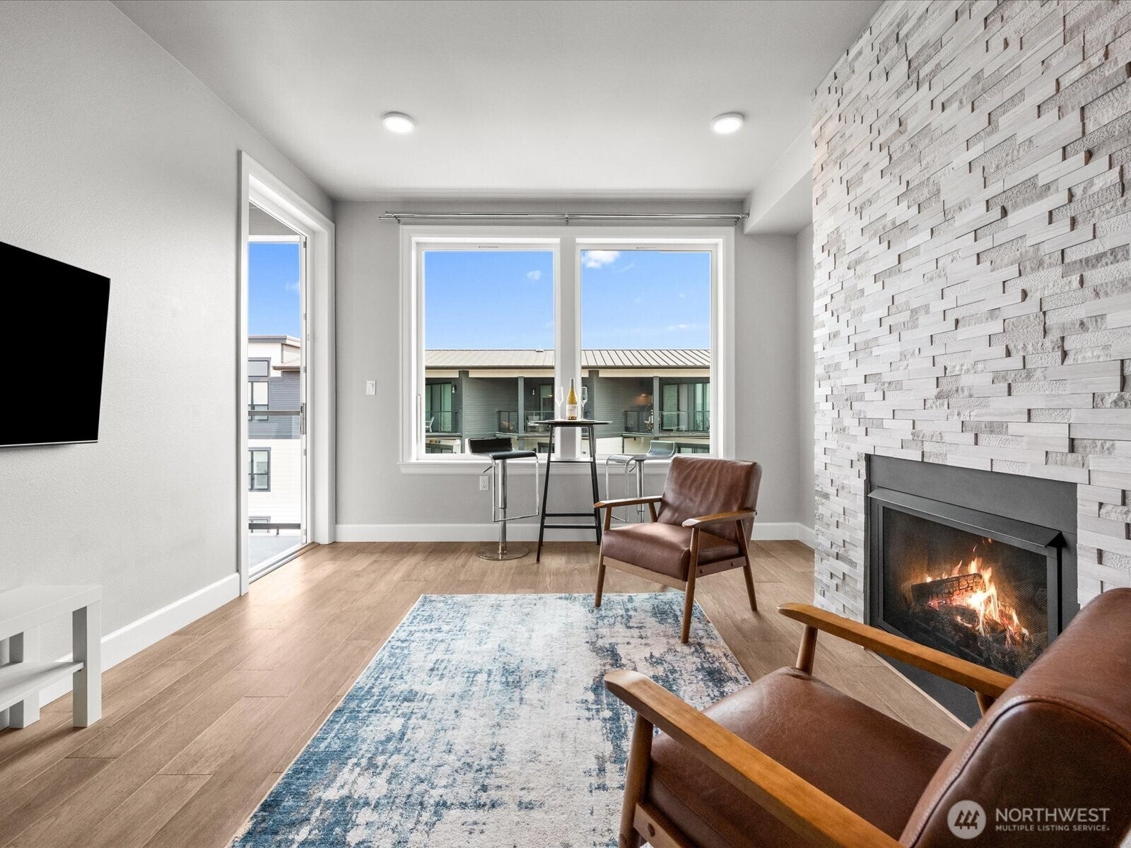 4961 Main Street 823