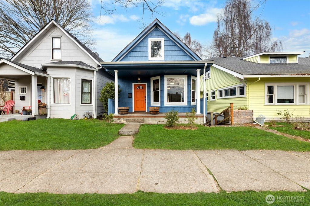 Photo of 913 N Ainsworth Avenue, Tacoma, WA 98403 (MLS # 2472736)