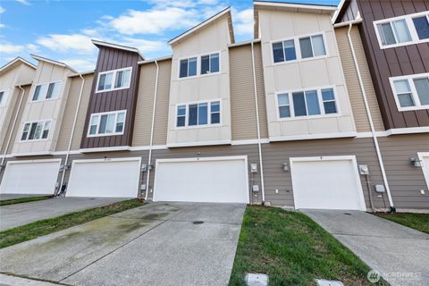 Photo of 17417 118th Avenue Ct E #E, Puyallup, WA 98374 (MLS # 2427907)