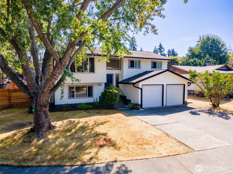 4911 SW 324th Place