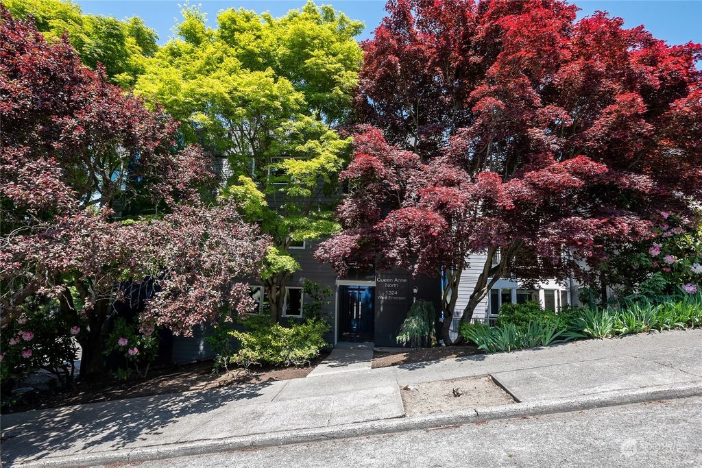 Photo of 1324 W Emerson Street #303, Seattle, WA 98119 (MLS # 2073237)