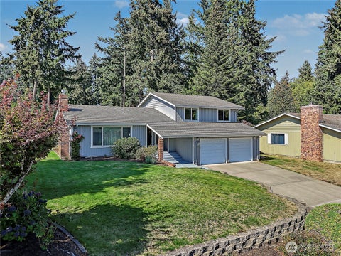 Photo of 10210 63rd Avenue Ct E, Puyallup, WA 98373 (MLS # 2583789)