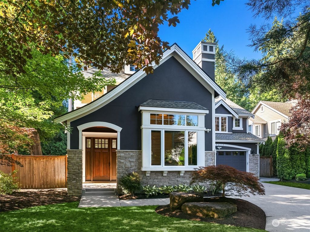 Photo of 25615 SE 30th Street, Sammamish, WA 98075 (MLS # 2266437)