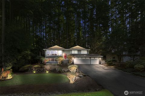 Photo of 20911 30th Drive SE, Bothell, WA 98021 (MLS # 2407847)