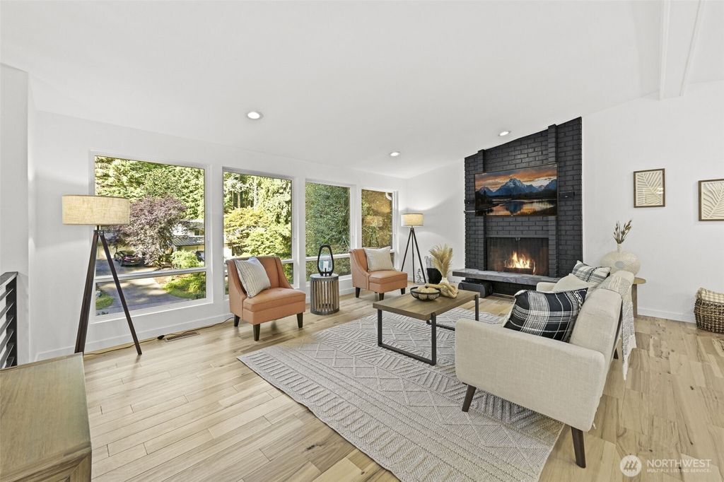 Photo of 20911 30th Drive SE, Bothell, WA 98021 (MLS # 2407847)