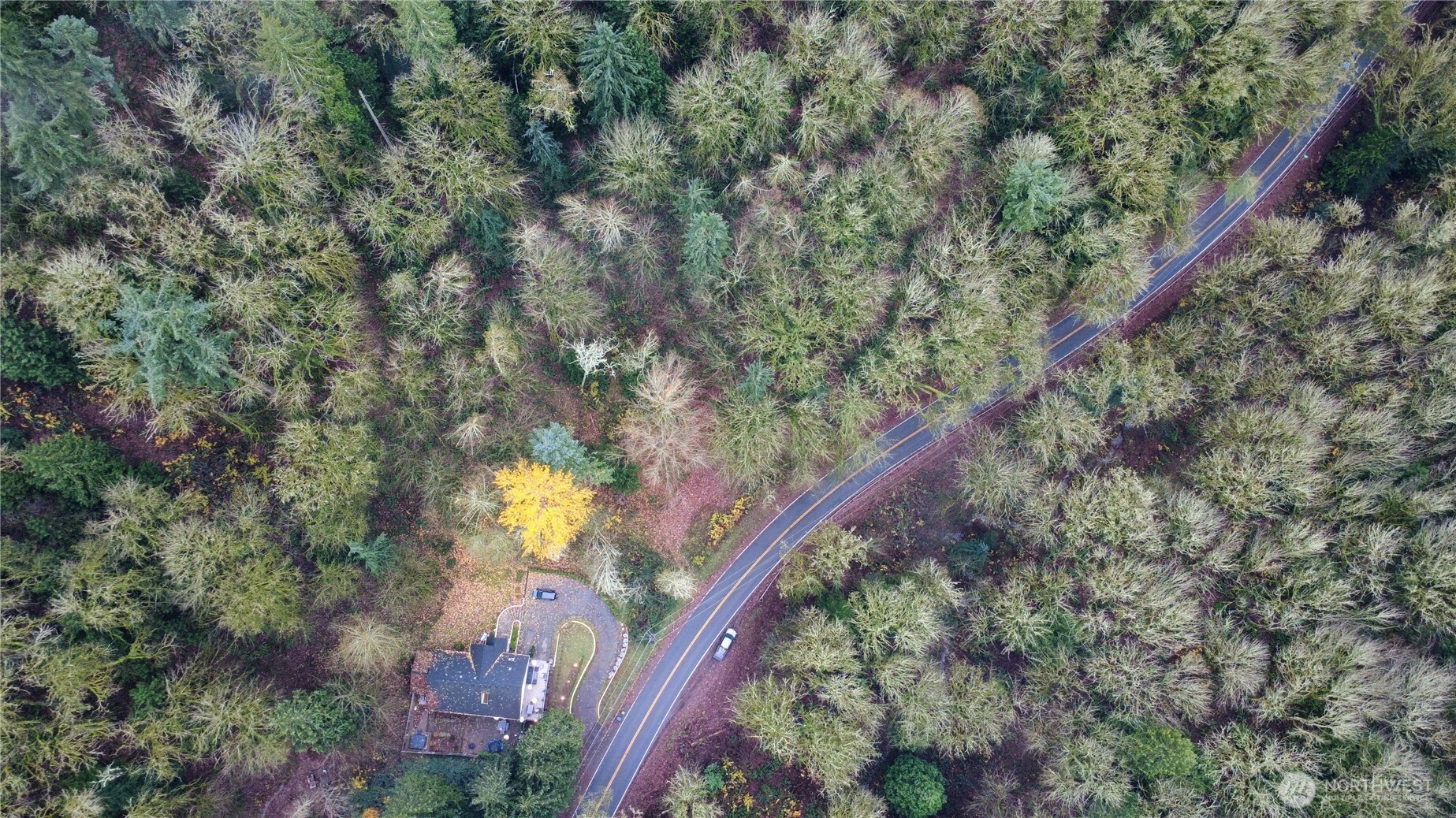 13720 Holmes Point Drive