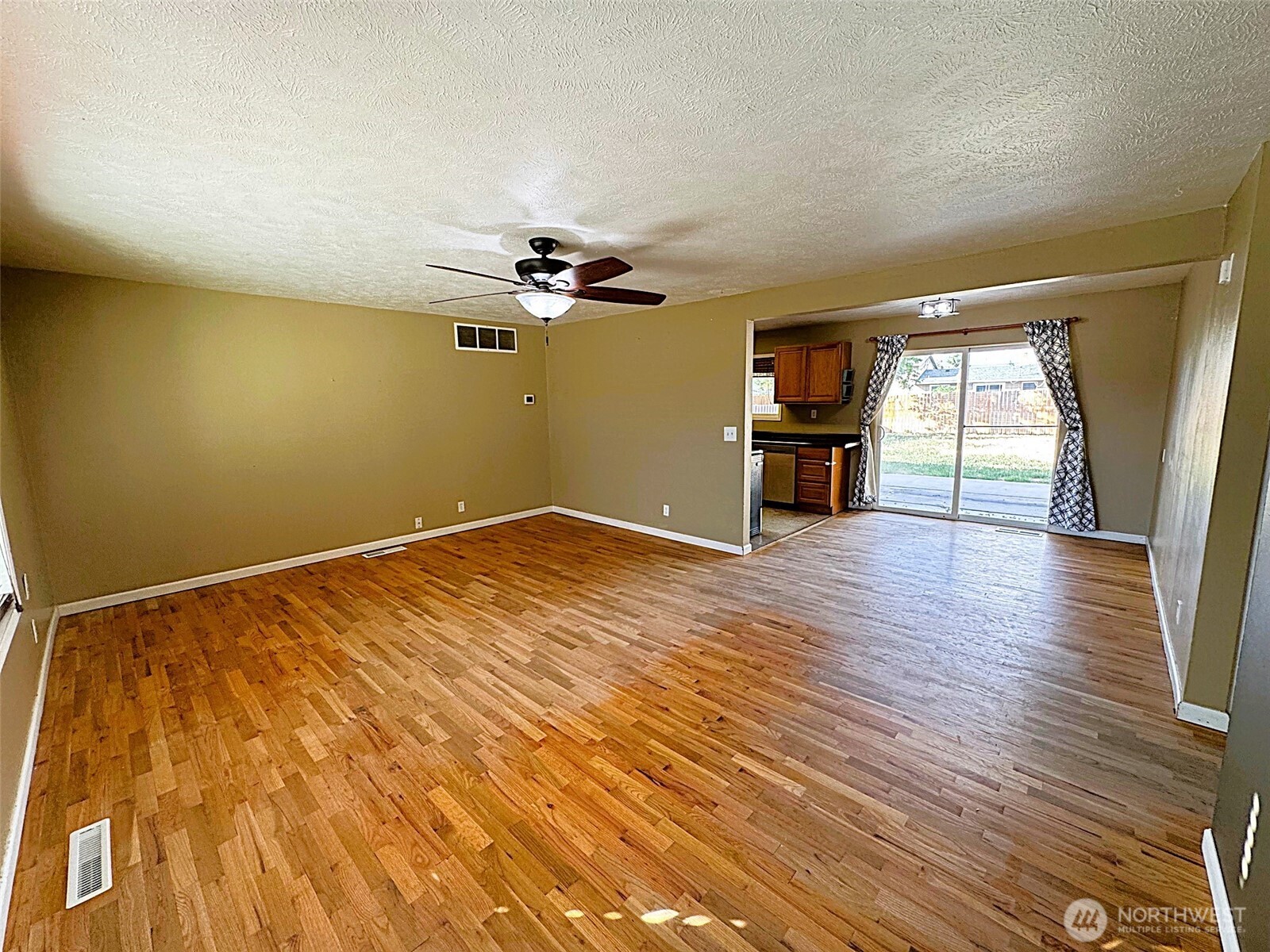 1103 S Evergreen Drive