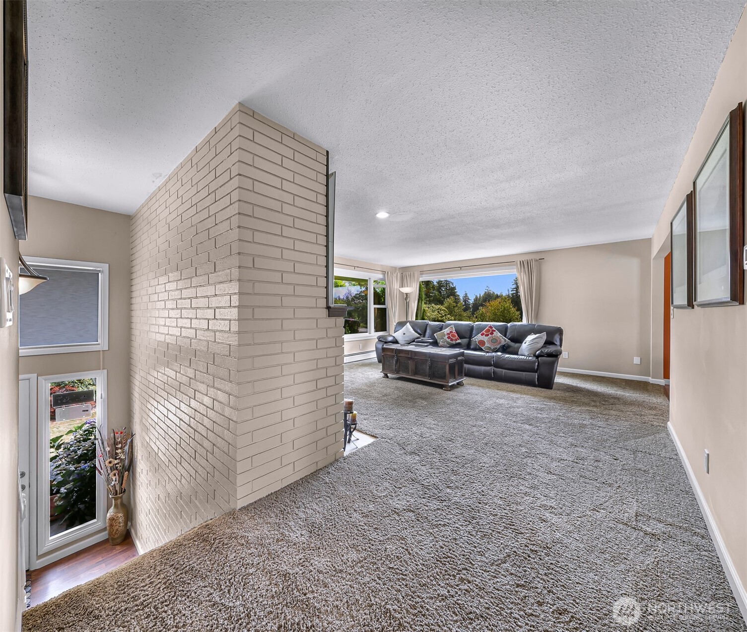 2721 Mcleod Road