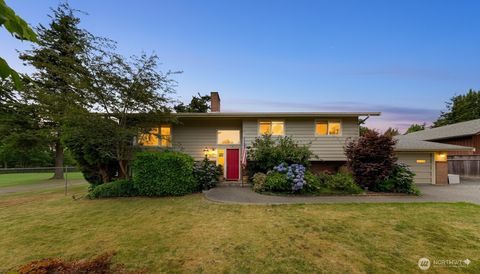 Photo of 2721 Mcleod Road, Bellingham, WA 98225 (MLS # 2426069)