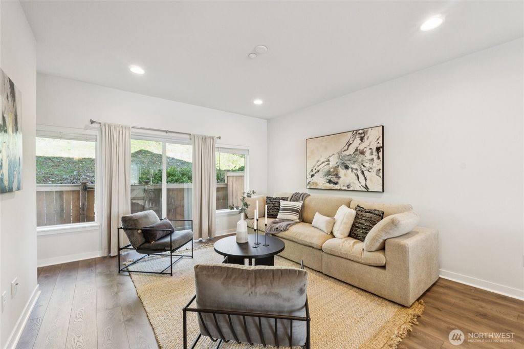 Photo of 10942 NE 189th Place #E, Bothell, WA 98011 (MLS # 2505933)