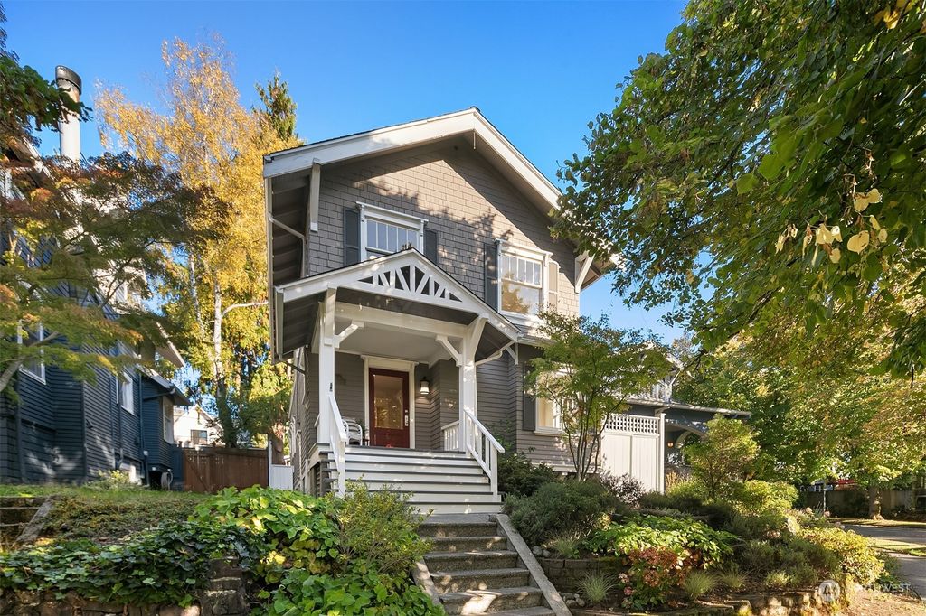 Photo of 2508 10th Avenue W, Seattle, WA 98119 (MLS # 2169719)