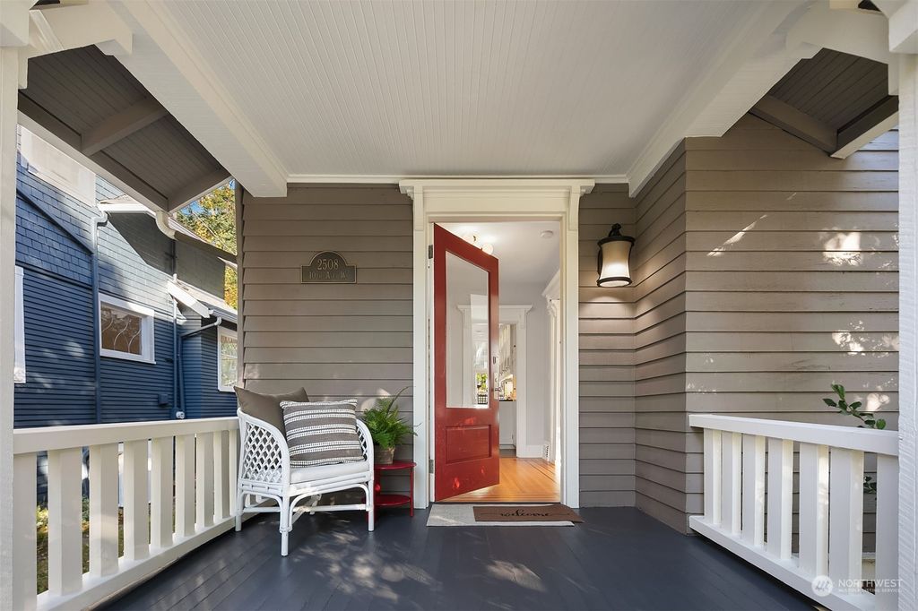 Photo of 2508 10th Avenue W, Seattle, WA 98119 (MLS # 2169719)