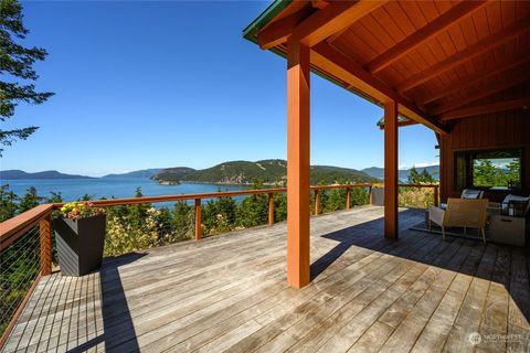 A home in Decatur Island