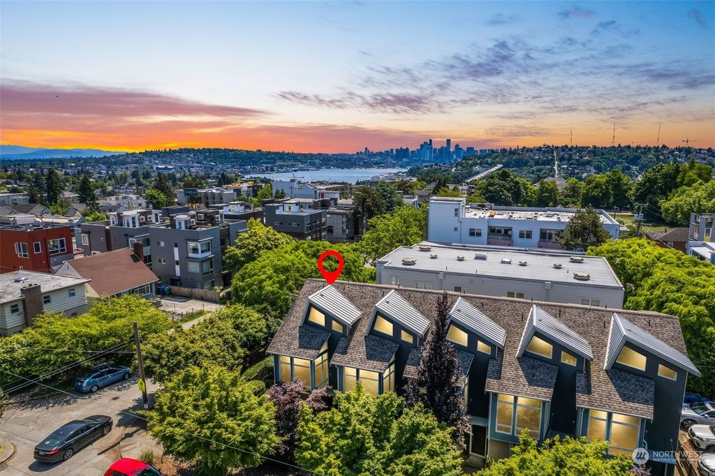 Photo of 723 N 42nd Street, Seattle, WA 98103 (MLS # 2075198)
