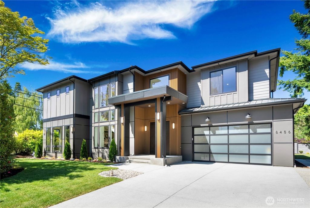 Photo of 8456 SE 40th Street, Mercer Island, WA 98040 (MLS # 2420446)