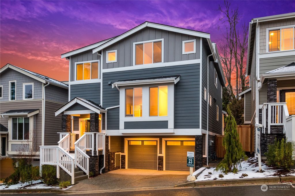 Photo of 2113 NW Lynx Loop, Issaquah, WA 98027 (MLS # 2021199)