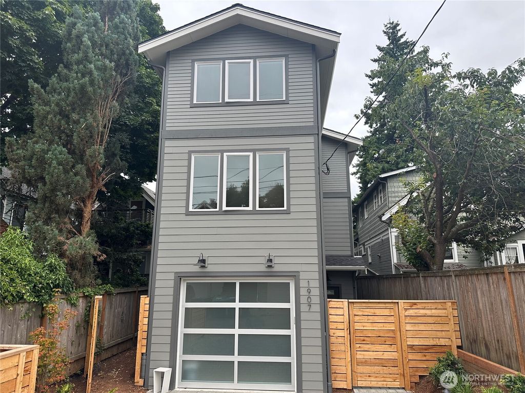 Photo of 1907 5th Avenue W, Seattle, WA 98109 (MLS # 2375032)