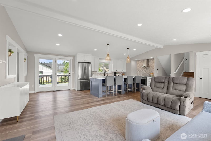 5105 N Keller Road