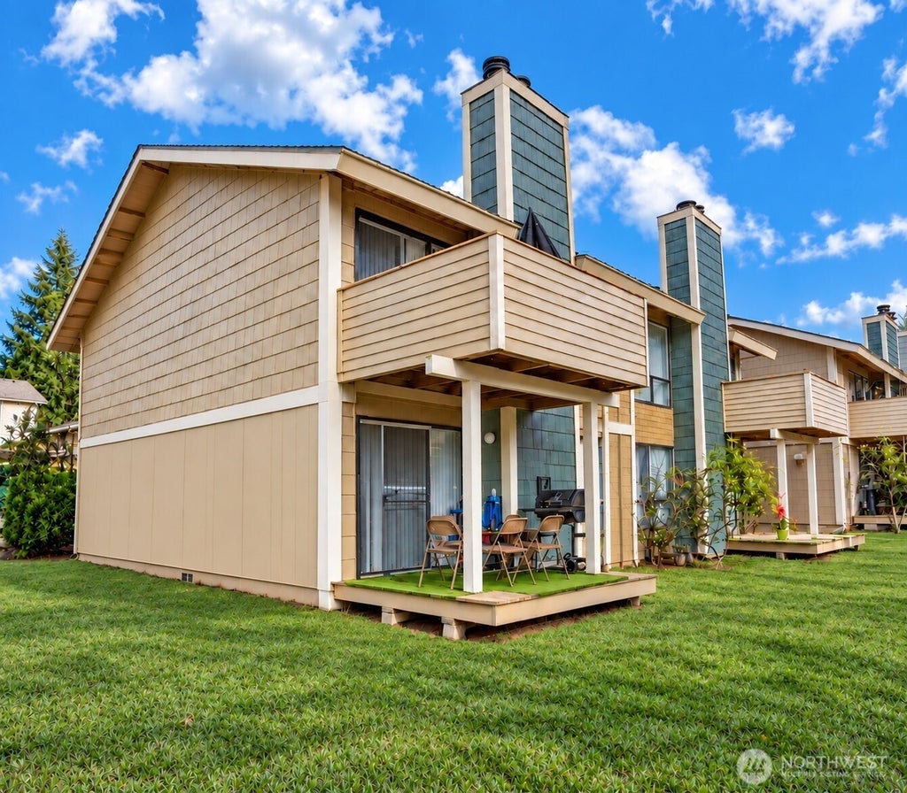 Photo of 34246 1st Place S, Federal Way, WA 98003 (MLS # 2586121)
