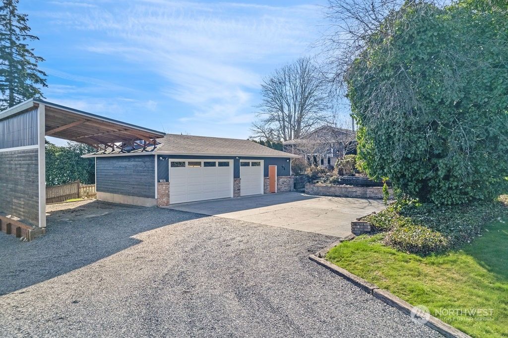 Photo of 1606 114th Avenue NE, Lake Stevens, WA 98258 (MLS # 2045041)