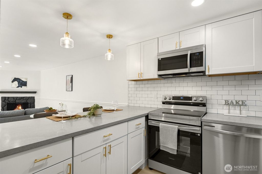 Photo of 14527 NE 40th Street #G104, Bellevue, WA 98007 (MLS # 2471451)