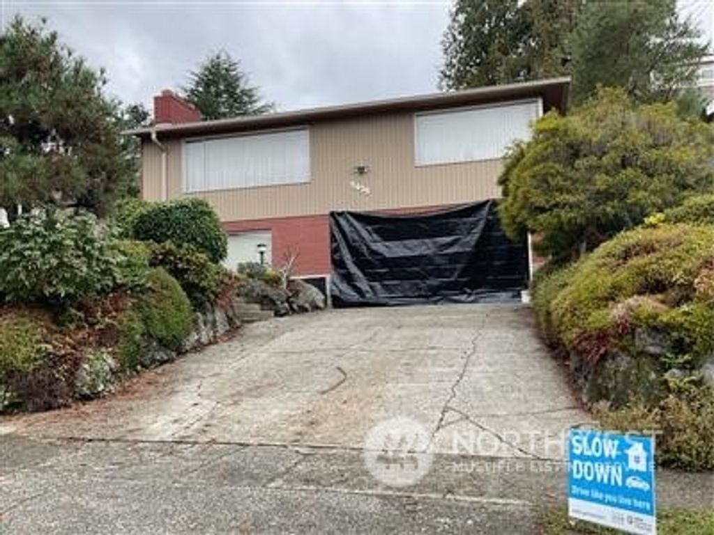 Photo of 5435 57th Avenue S, Seattle, WA 98118 (MLS # 2077569)