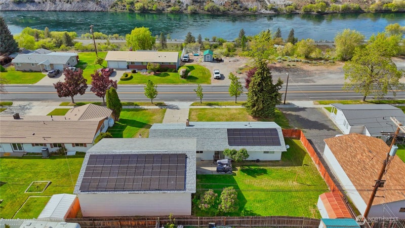 1113 River Drive