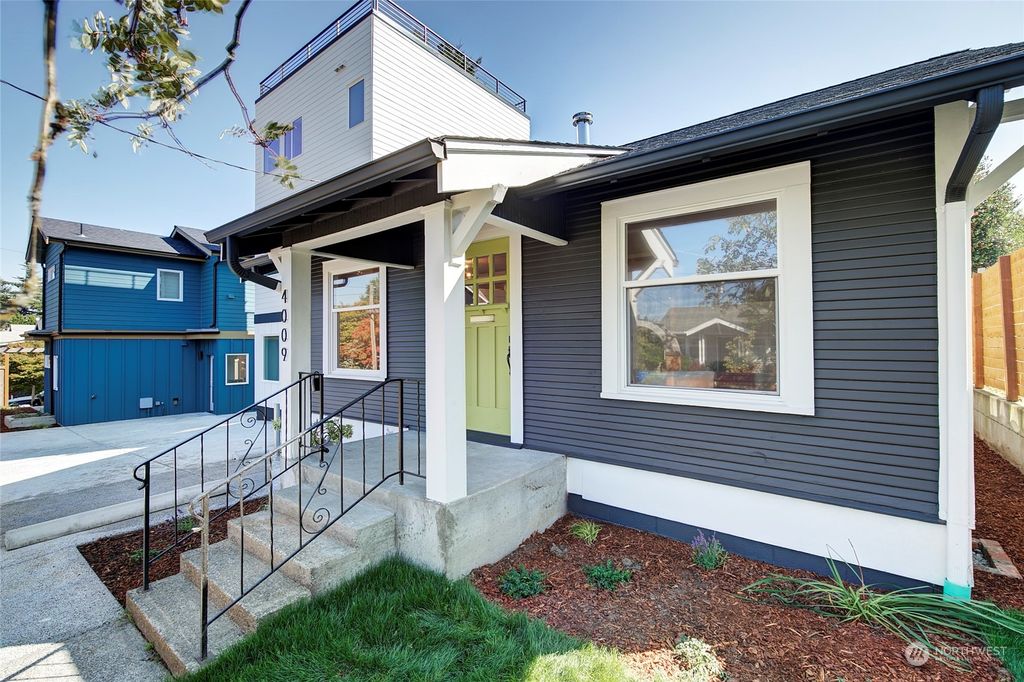 Photo of 4009 SW Hanford Street, Seattle, WA 98116 (MLS # 2205016)