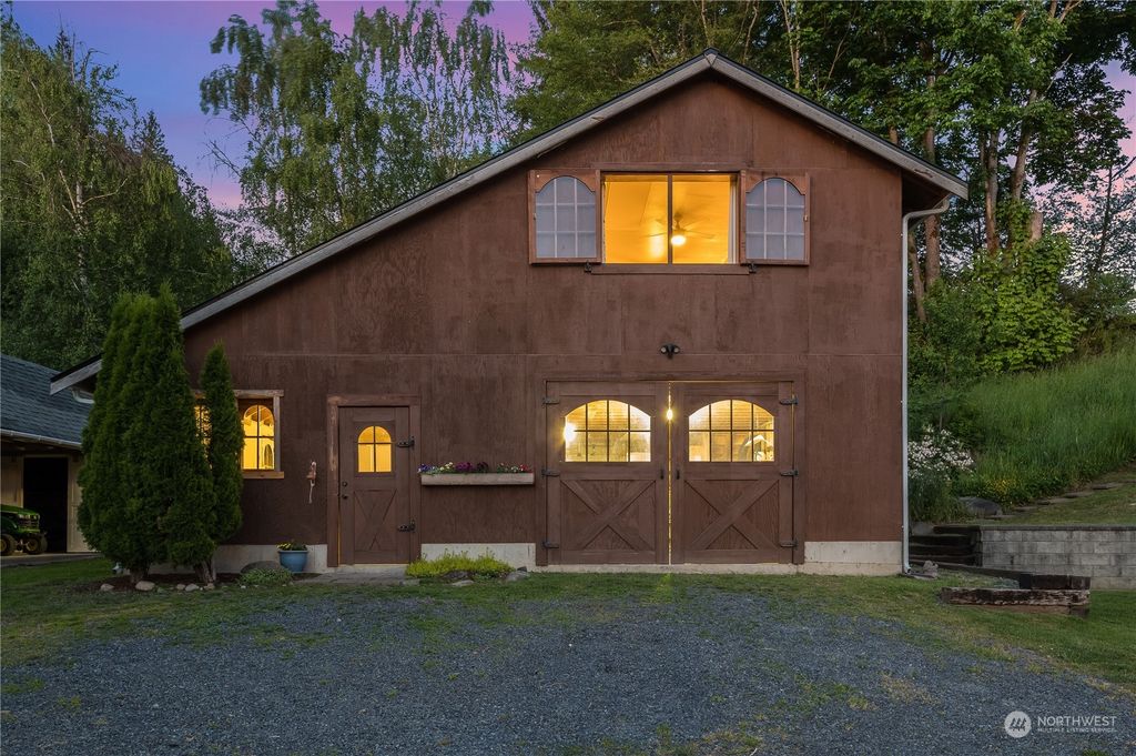 Photo of 16629 67th Avenue NE, Arlington, WA 98223 (MLS # 2075683)