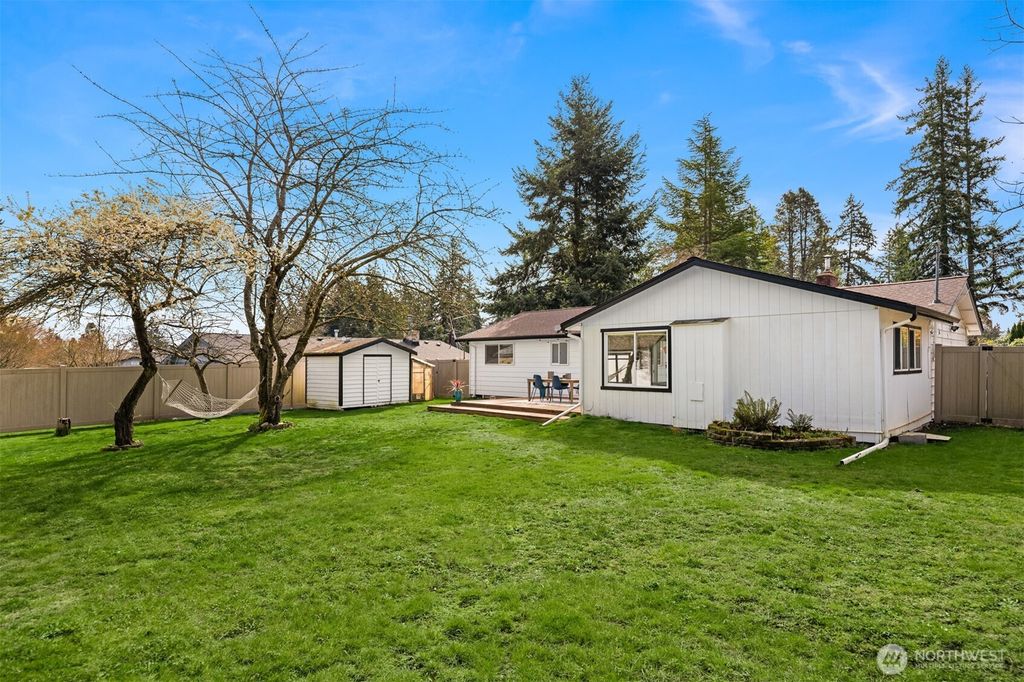 Photo of 6717 193rd Street SW, Lynnwood, WA 98036 (MLS # 2497331)