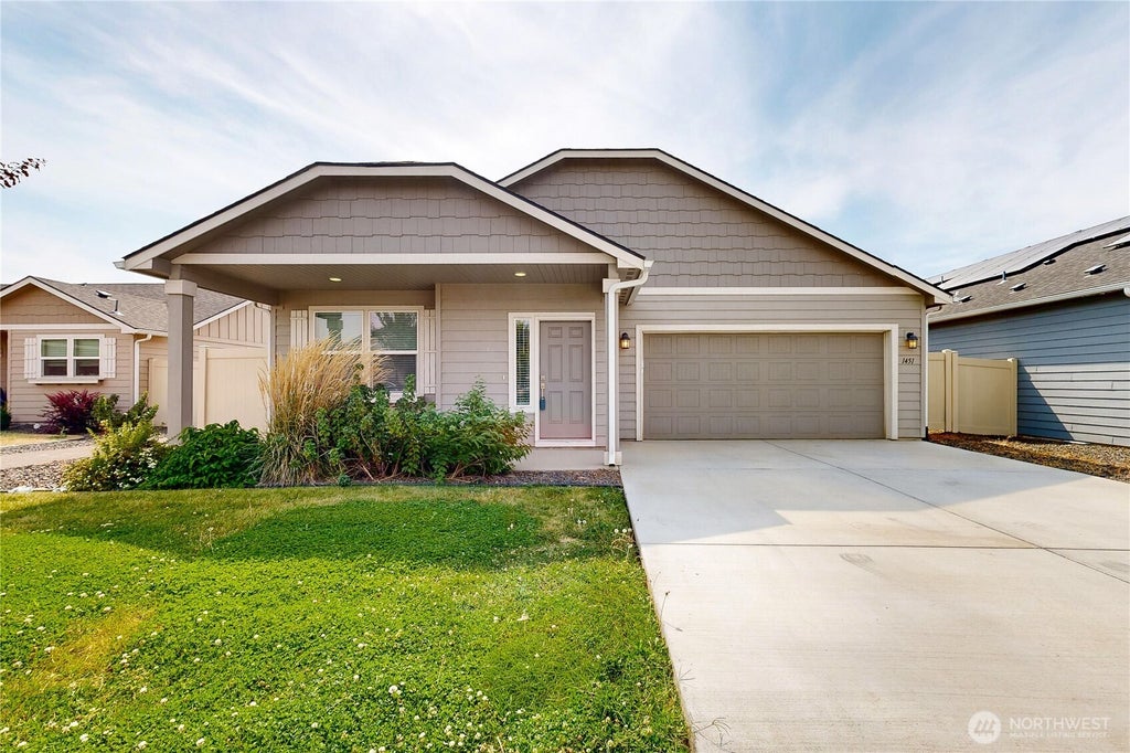 Photo of 1451 Pat Avenue, Walla Walla, WA 99362 (MLS # 2573345)