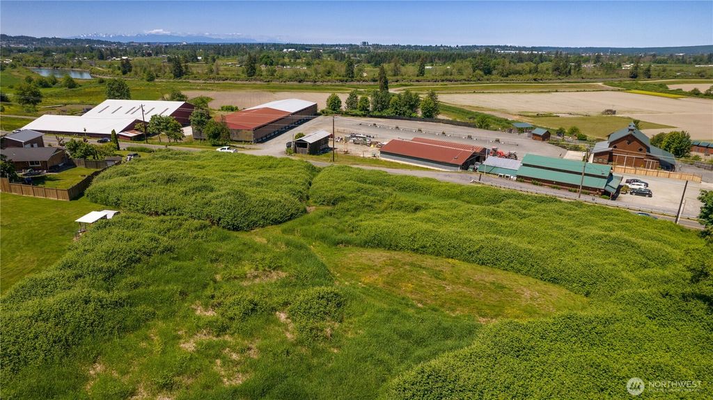 Photo of 731 Sunnyside Boulevard SE, Lake Stevens, WA 98258 (MLS # 2401271)