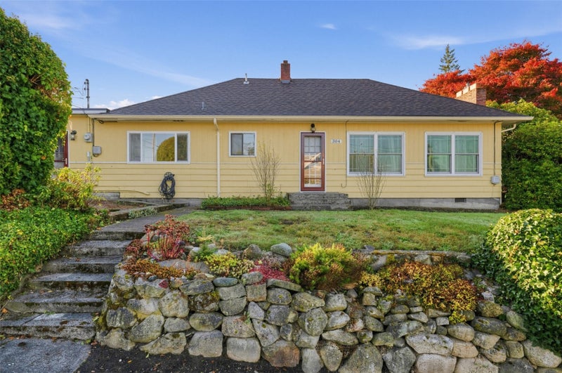 304 E Highland Avenue