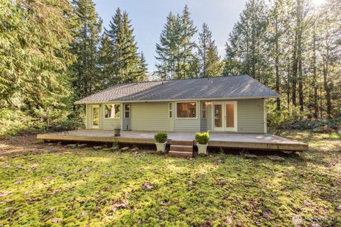 Photo of 113 N Jensen Road, Port Angeles, WA 98362 (MLS # 2509033)