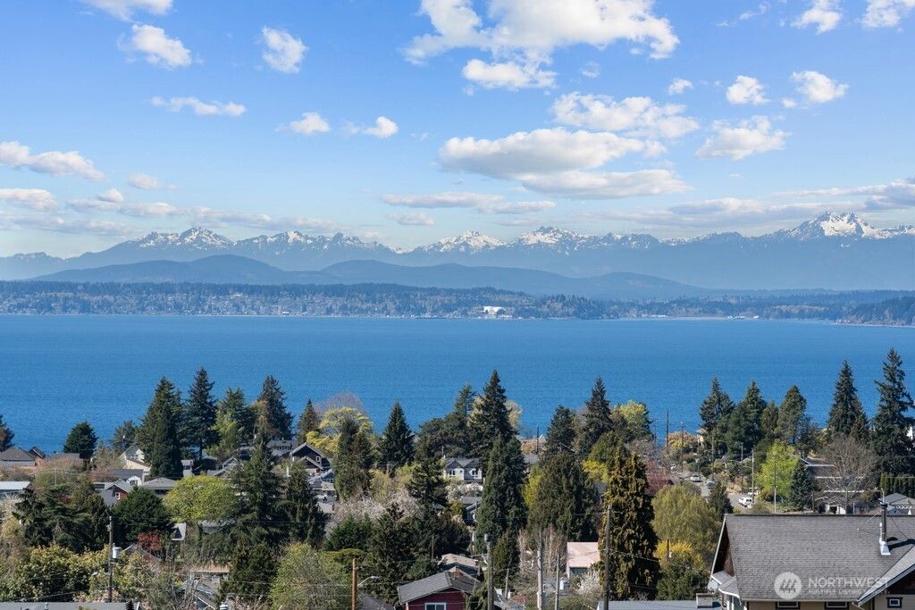 Photo of 5025 California Avenue SW #402, Seattle, WA 98136 (MLS # 2507355)