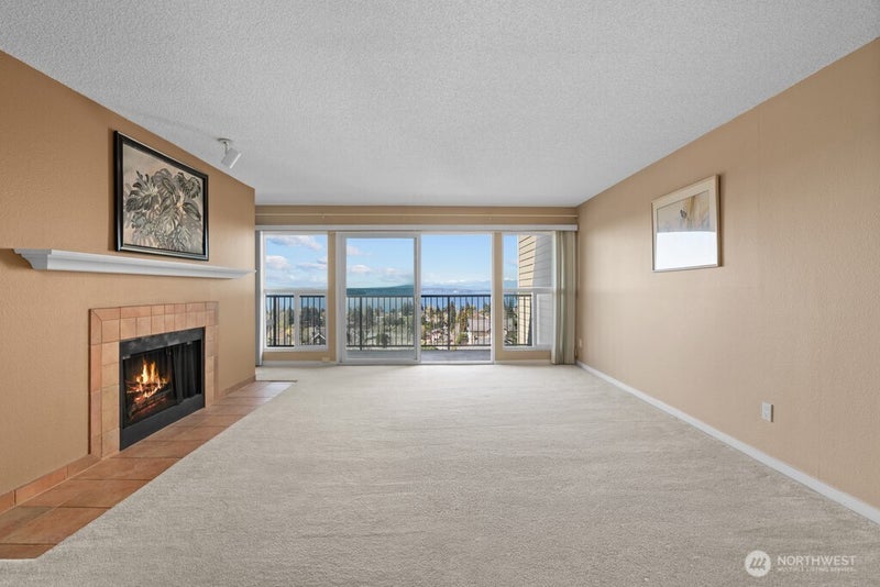 5025 California Avenue SW 402